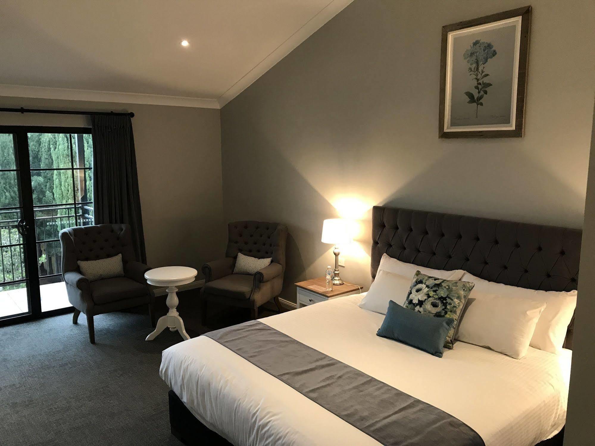 Camden Valley Inn Экстерьер фото